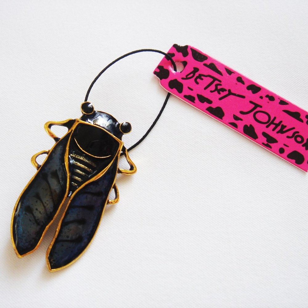NWT TRANSLUCENT BLUE CICADA BROOCH